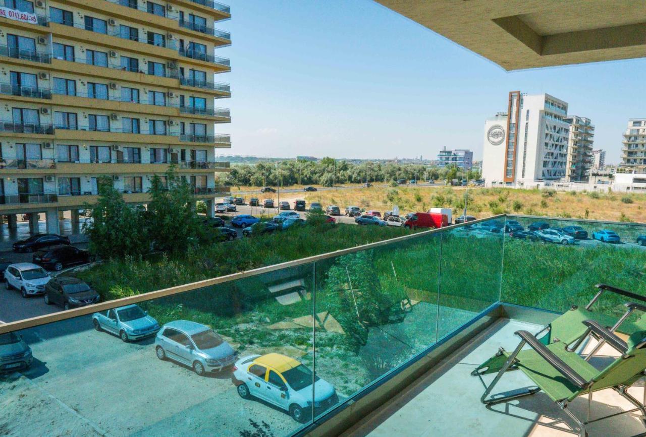 North Club Apartments II Mamaia Exterior photo