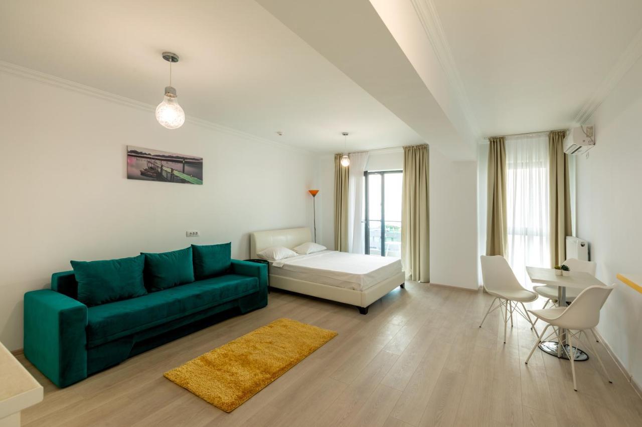 North Club Apartments II Mamaia Exterior photo